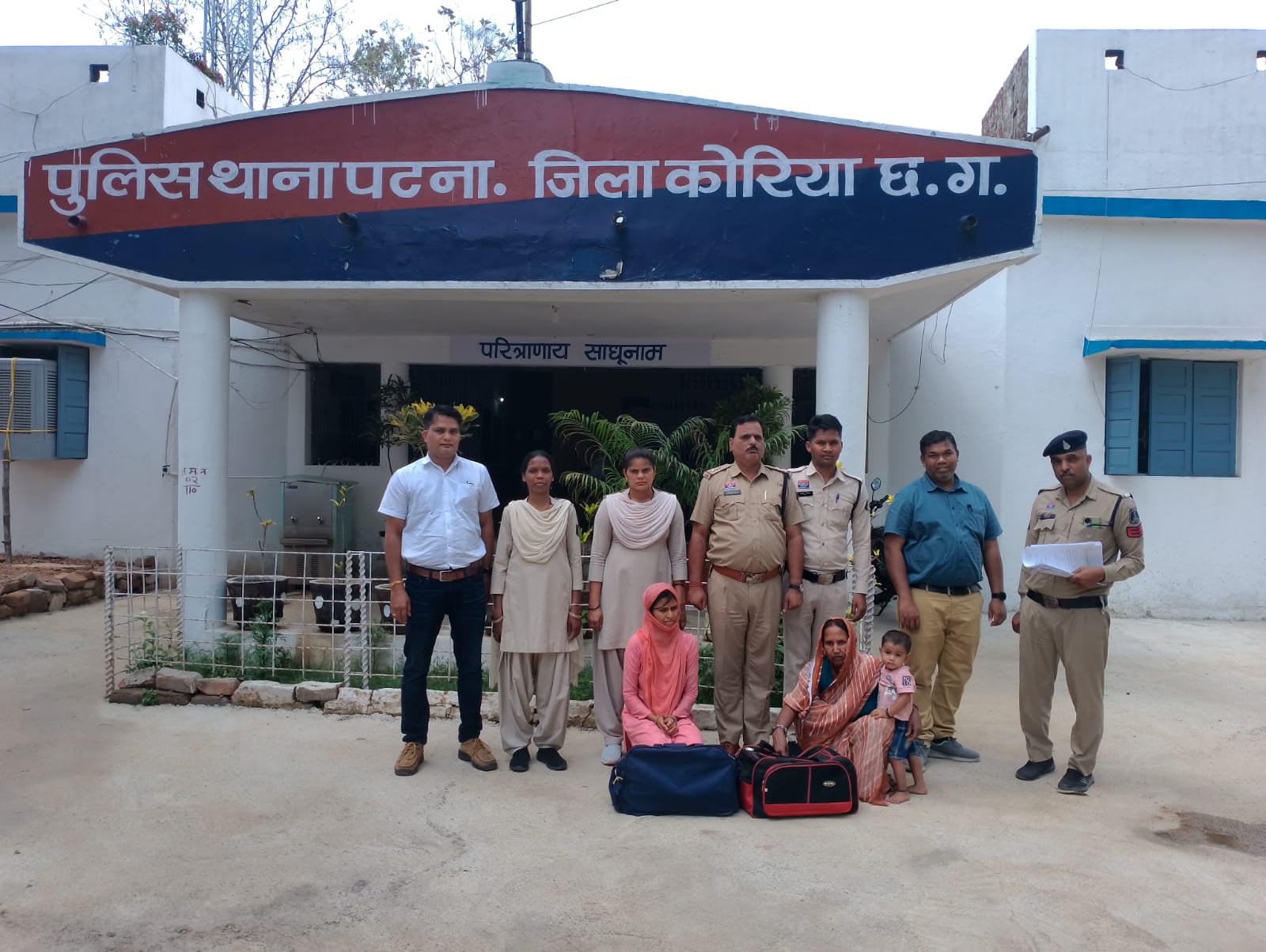 कोरिया पुलिस की बड़ी कार्रवाई: झारखंड से आए दो अंतर्राज्यीय नशा तस्कर गिरफ्तार, 1095 नशीले इंजेक्शन बरामद
